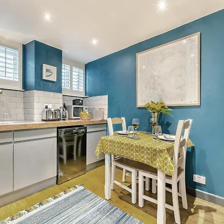 Castlebergh Holiday home *